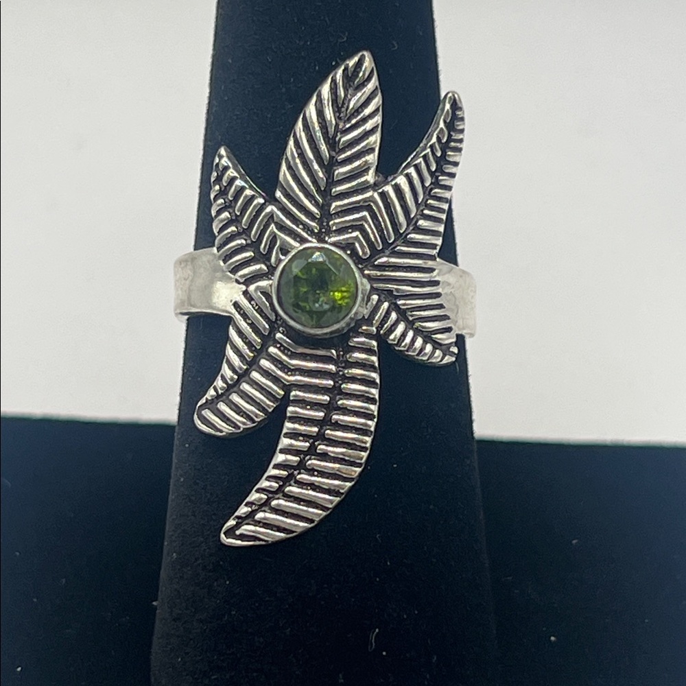 Synthetic Peridot Sterling Silver 925 Ring size 8